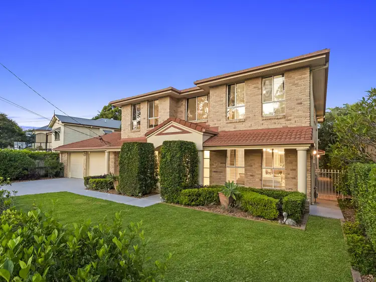 27 Baskerville Street, Sandgate QLD 4017