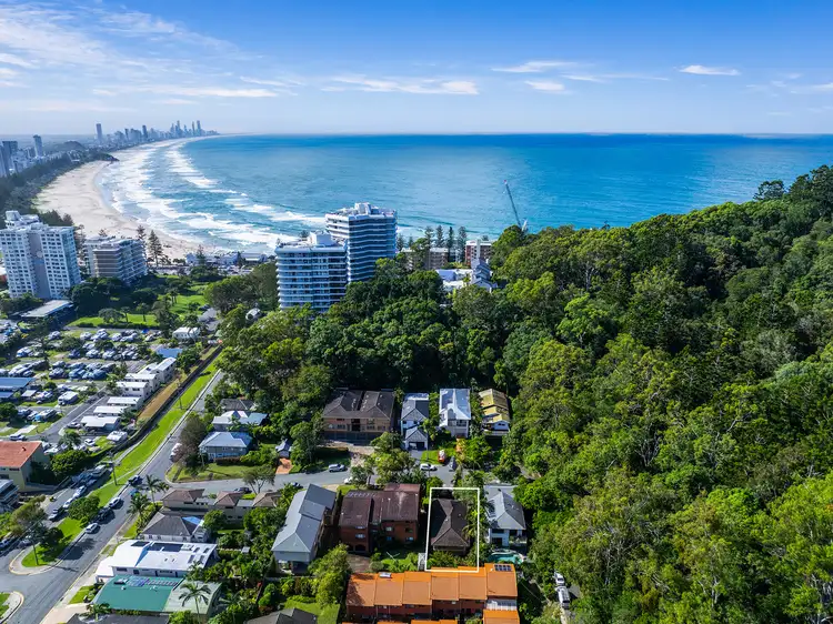 4 Albert Street, Burleigh Heads QLD 4220
