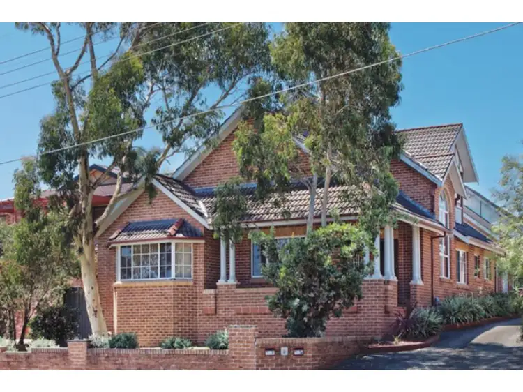 7 Queens Road, Hurstville NSW 2220