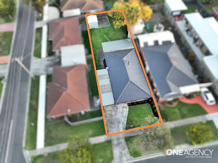 Second view of Homely house listing, 39 Newham Way, Altona Meadows VIC 3028