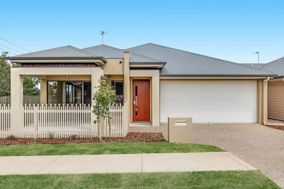 Main view of Homely unit listing, 2/26 O'Neill Circuit, Kearneys Spring QLD 4350