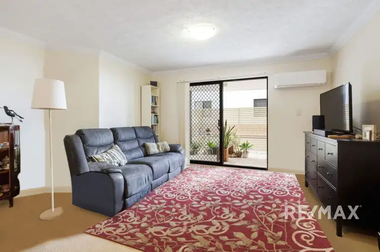 Fourth view of Homely apartment listing, 15/11-15 Dansie Street, Greenslopes QLD 4120