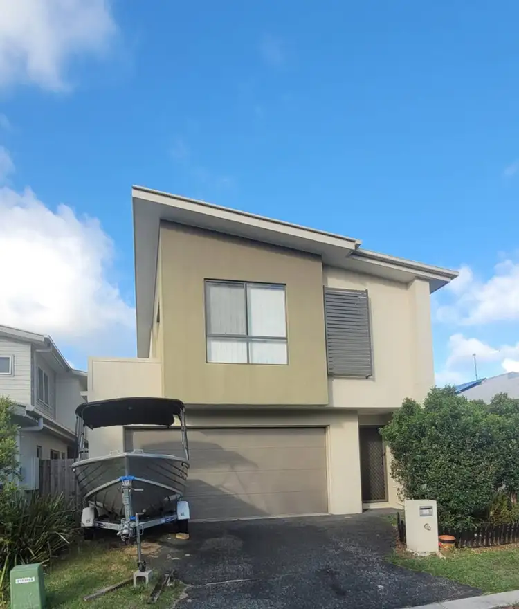 13 babinda Street, Coomera QLD 4209