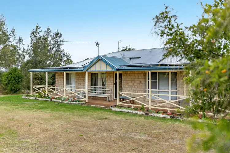 39 Thomas Street, Meringandan West QLD 4352