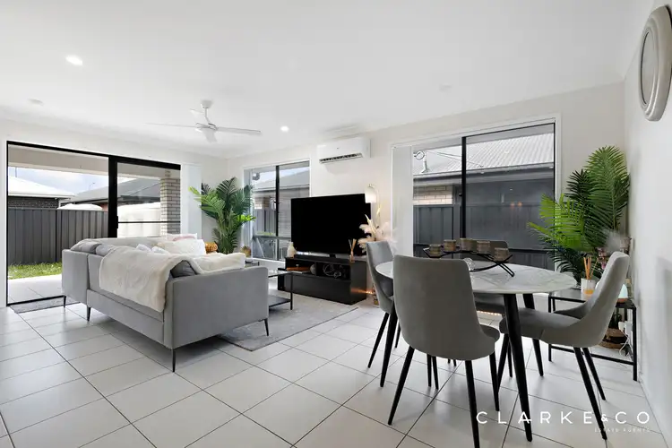 Second view of Homely house listing, 1/32 Thorncliffe Avenue, Thornton NSW 2322