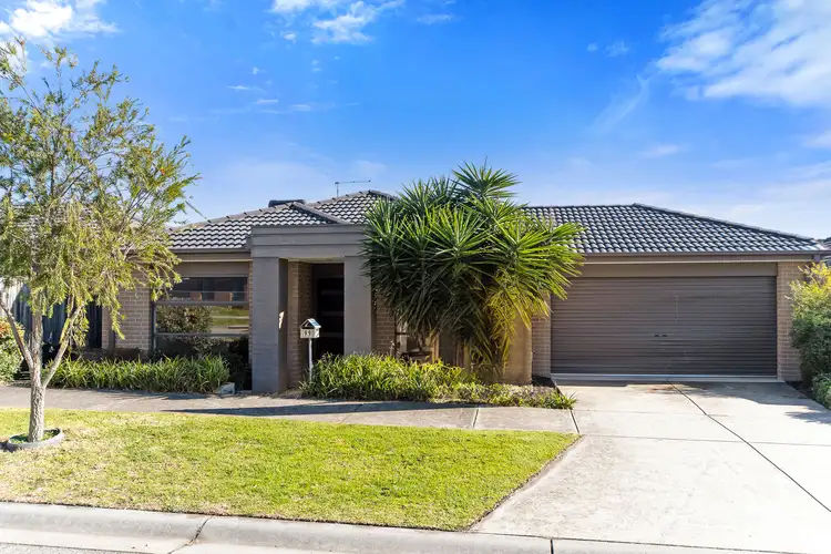 99 Oberon Drive, Carrum Downs VIC 3201