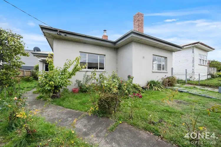 32 Lampton Avenue, Derwent Park TAS 7009