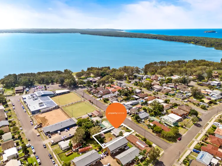7 Marina Street, Budgewoi NSW 2262