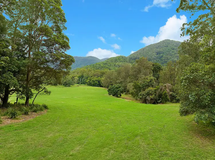1 Stony Creek Court, Cedar Creek QLD 4520