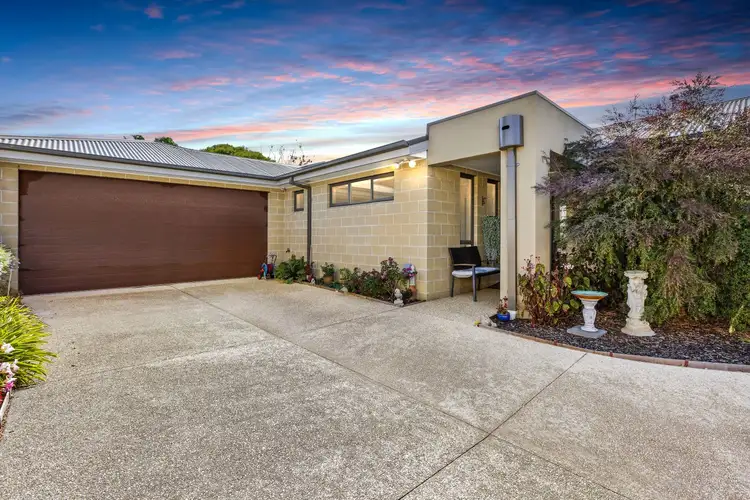 Main view of Homely house listing, 2/14 Anne Street, Rosebud VIC 3939