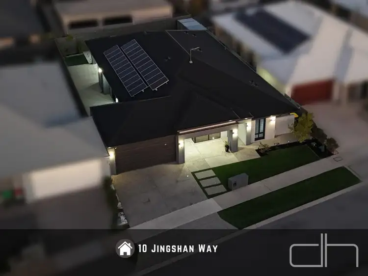 10 Jingshan Way, Landsdale WA 6065