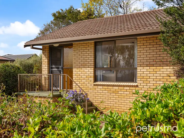 Main view of Homely unit listing, 2/22 Lachlan Drive, Mount Nelson TAS 7007