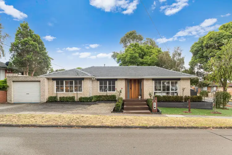 Second view of Homely house listing, 8 Havana Crescent, Frankston VIC 3199