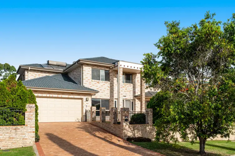 142 White Cedar Circuit, Stretton QLD 4116