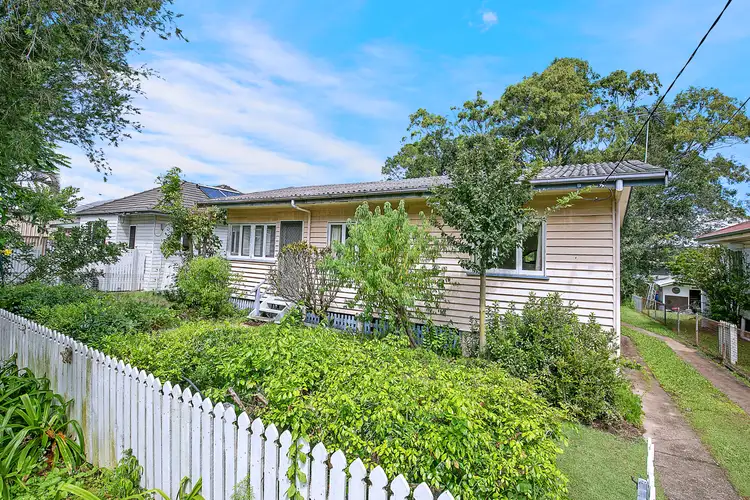3 Rogers Road, Clontarf QLD 4019