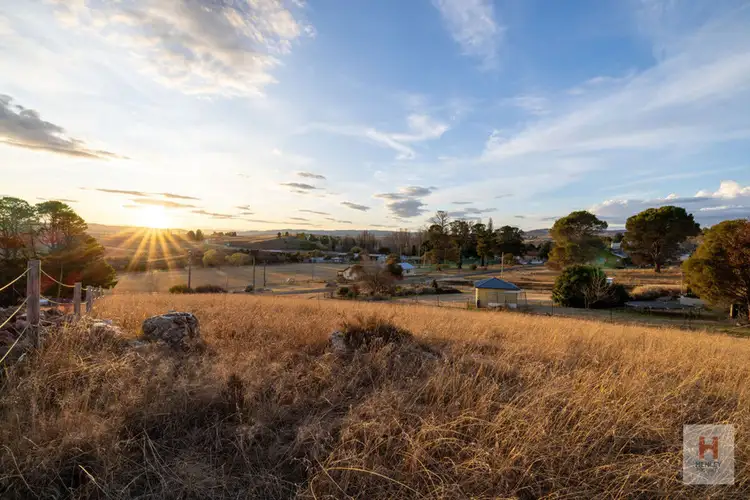 8 Campbell Street, Dalgety NSW 2628