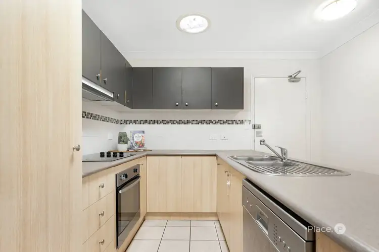 Third view of Homely unit listing, 5/23 Crest Street, Mount Gravatt East QLD 4122
