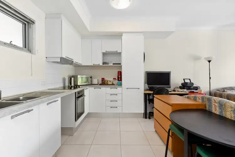 110/7 Streatham Street, Beckenham WA 6107