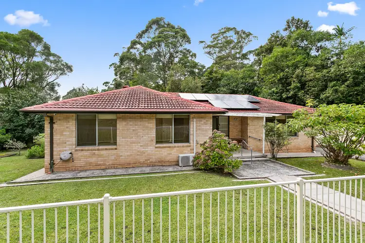 25 Benjamin Road, Mount Kembla NSW 2526