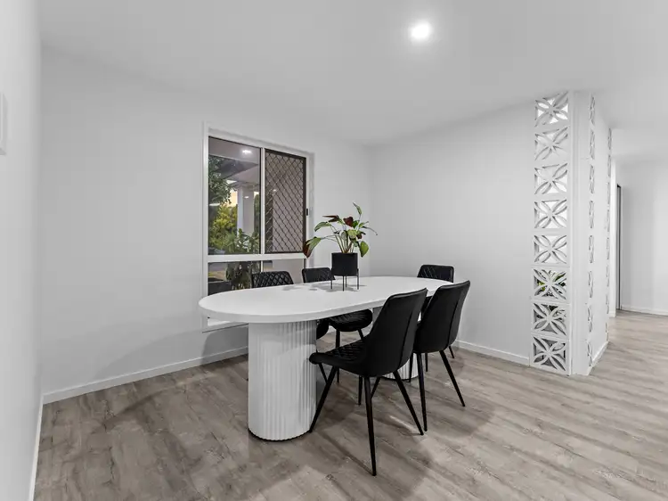4 Japonica Court, Yamanto QLD 4305