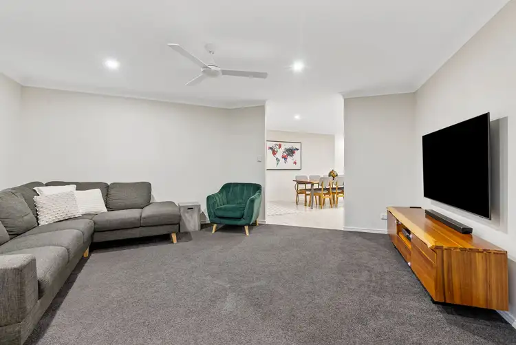 Sixth view of Homely house listing, 5 Nadine Court, Warner QLD 4500