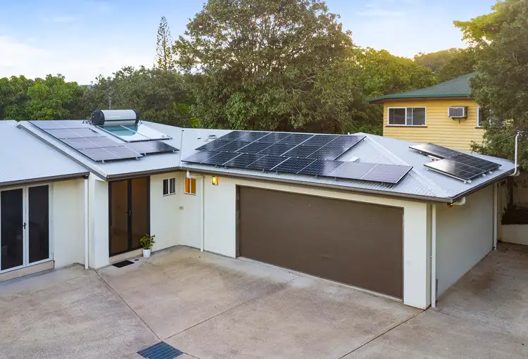 2/21 Hospital Road, Nambour QLD 4560