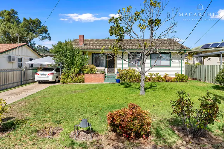 6 Malta Crescent, Ashmont NSW 2650
