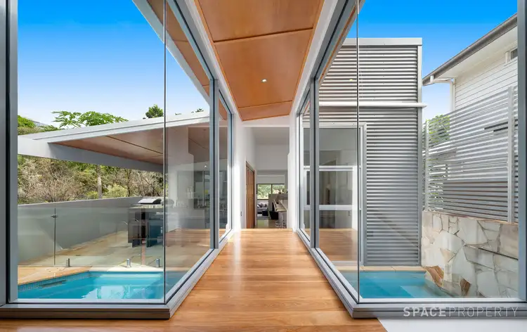 13 Brydon Street, Highgate Hill QLD 4101