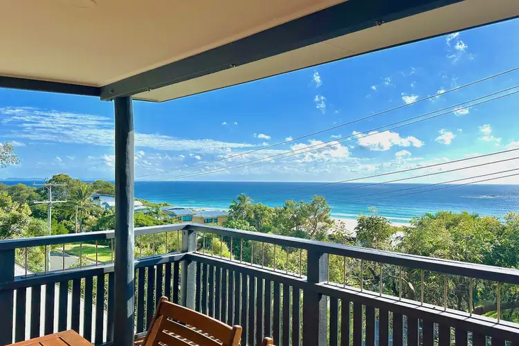 52 Tramican Street, Point Lookout QLD 4183