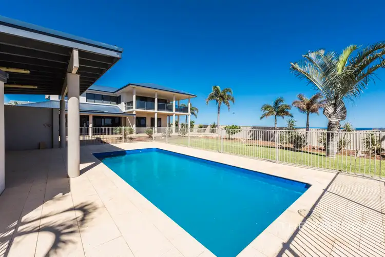 12 Mariner Crescent, Kalbarri WA 6536