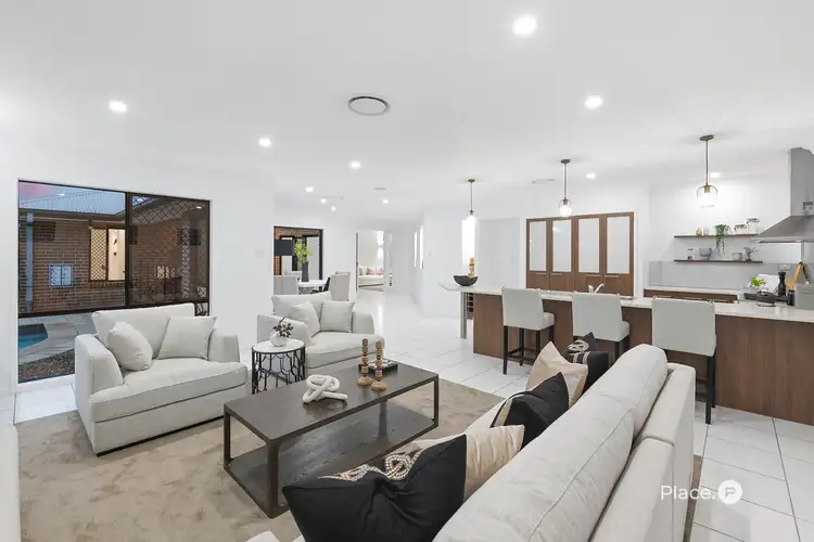 Second view of Homely house listing, 17 Rutherglen Crescent, Calamvale QLD 4116