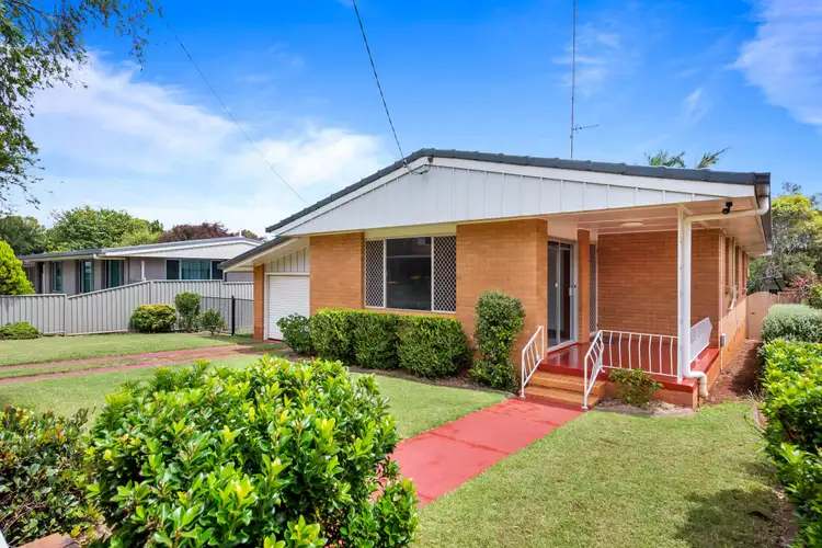 143 Curzon Street, Rangeville QLD 4350