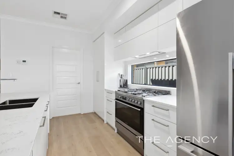 Sixth view of Homely house listing, 10 Guava Way, Treeby WA 6164