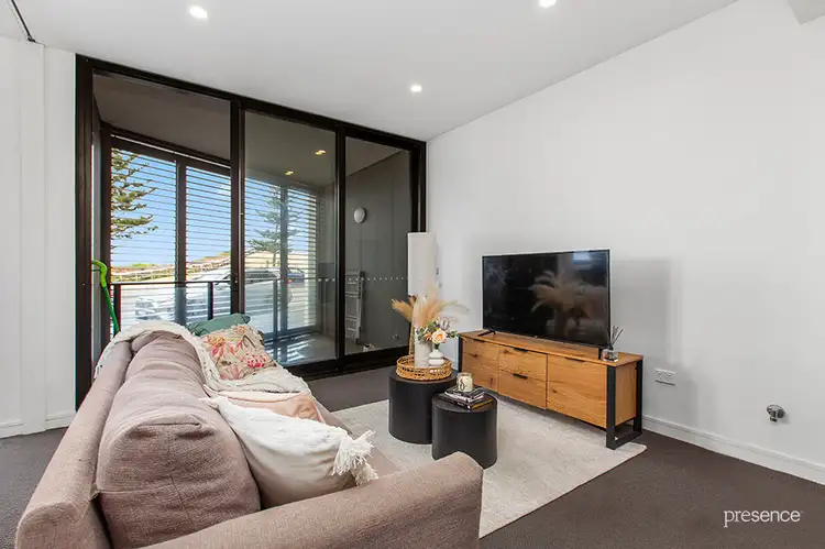 Fifth view of Homely apartment listing, 102/77 Shortland Esplanade, Newcastle NSW 2300