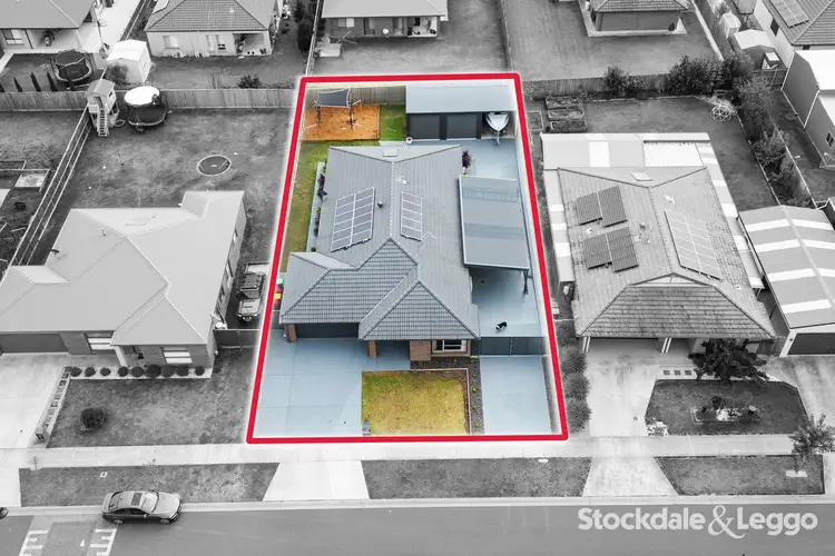 8 Brampton Avenue, Morwell VIC 3840