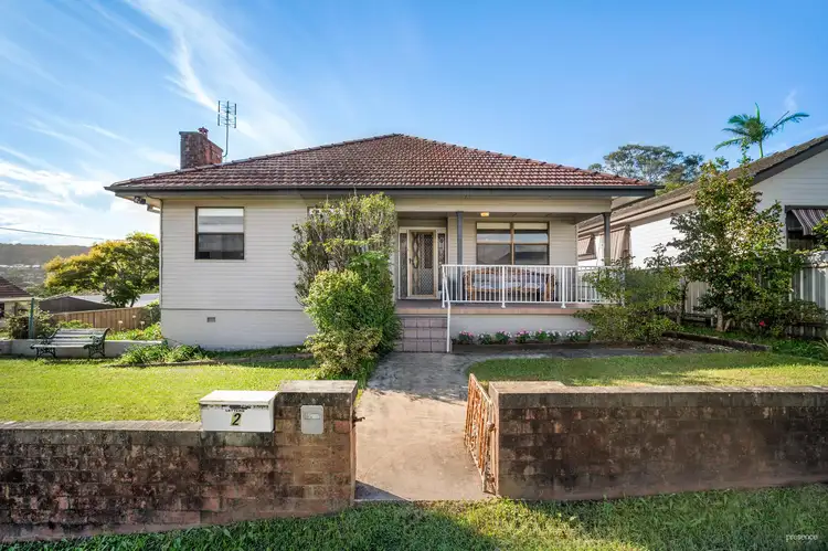 2 Kanundra Street, Belmont North NSW 2280