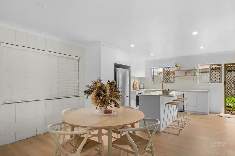 4 Apanie Court, Battery Hill QLD 4551