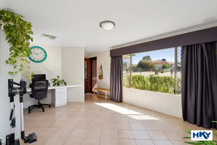 Fourth view of Homely house listing, 2 Elbrus Way, Caversham WA 6055
