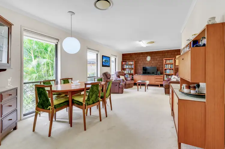 5 Madura Close, Westlake QLD 4074