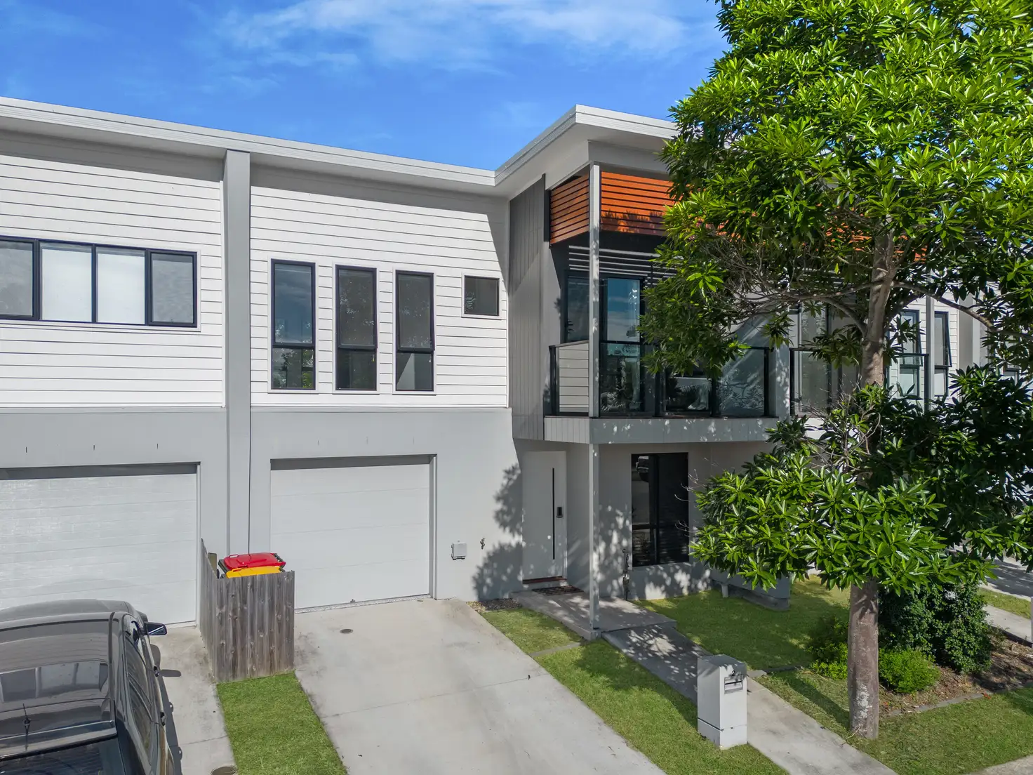 Main view of Homely house listing, 2/8 Sovereign Drive, Deebing Heights QLD 4306