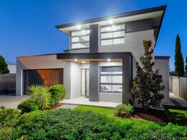 4 Standford Place, Regents Park QLD 4118