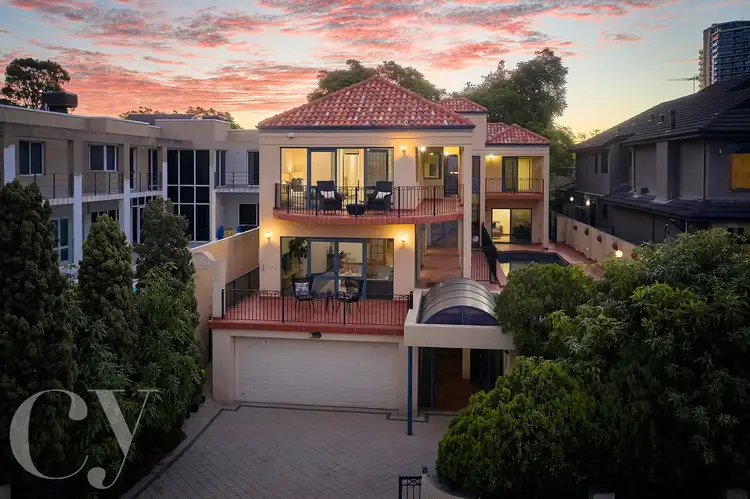 29 The Esplanade, Mount Pleasant WA 6153