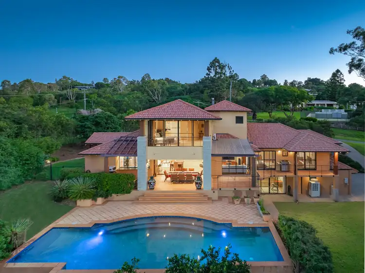 145 Moons Lane, Brookfield QLD 4069