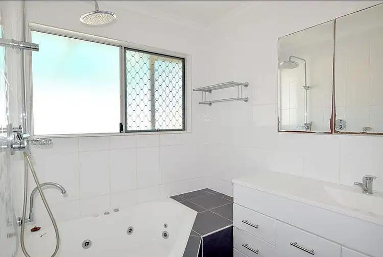 Sixth view of Homely house listing, 10 Saturn Crescent, Telina QLD 4680