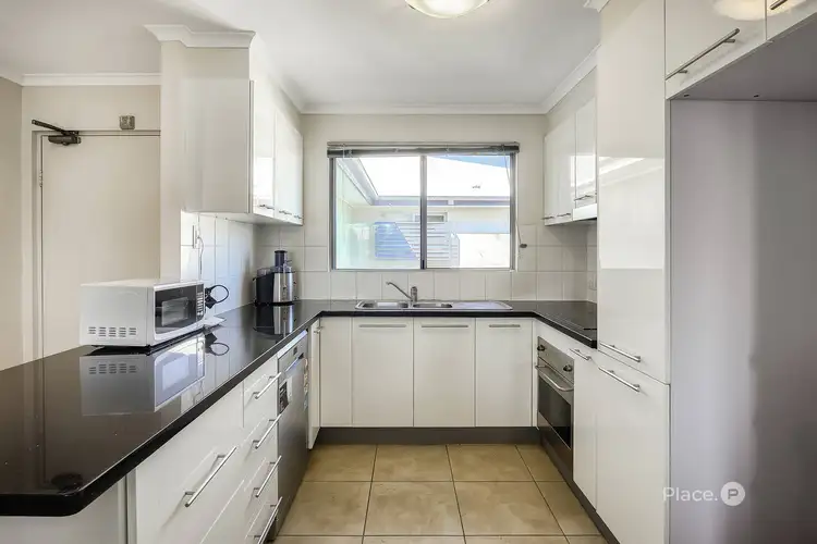 4/18 Gainsborough Street, Moorooka QLD 4105