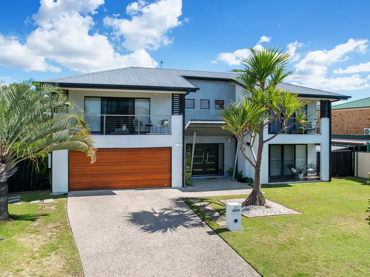 21 Carter Street, Pacific Pines QLD 4211