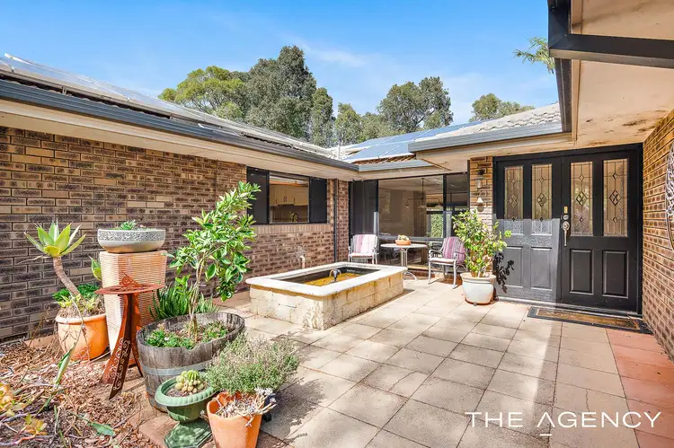 39 Valley View Road, Roleystone WA 6111