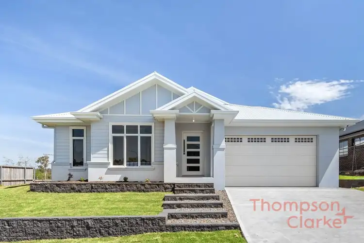 274 Settlers Boulevard, Chisholm NSW 2322