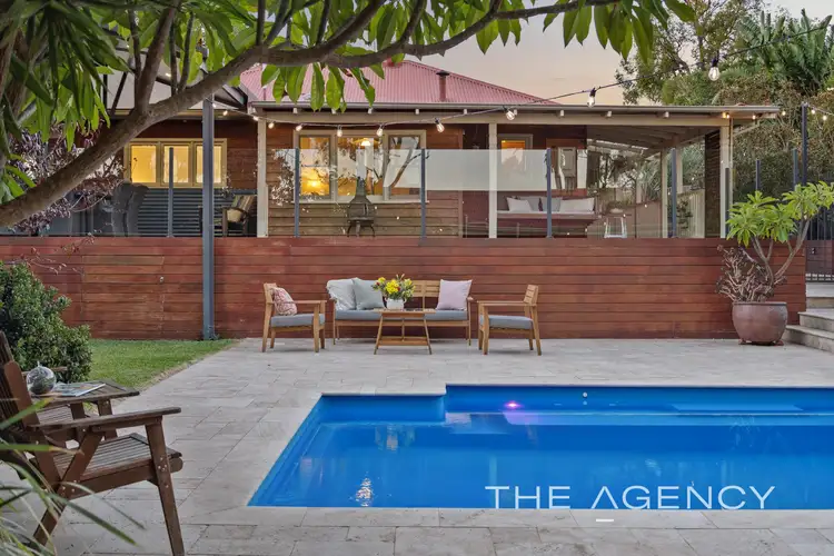 101 Lesmurdie Road, Lesmurdie WA 6076
