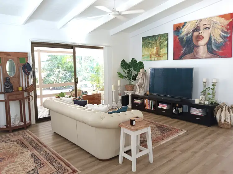 Sixth view of Homely house listing, 15 Deanbilla Street, Coochiemudlo Island QLD 4184
